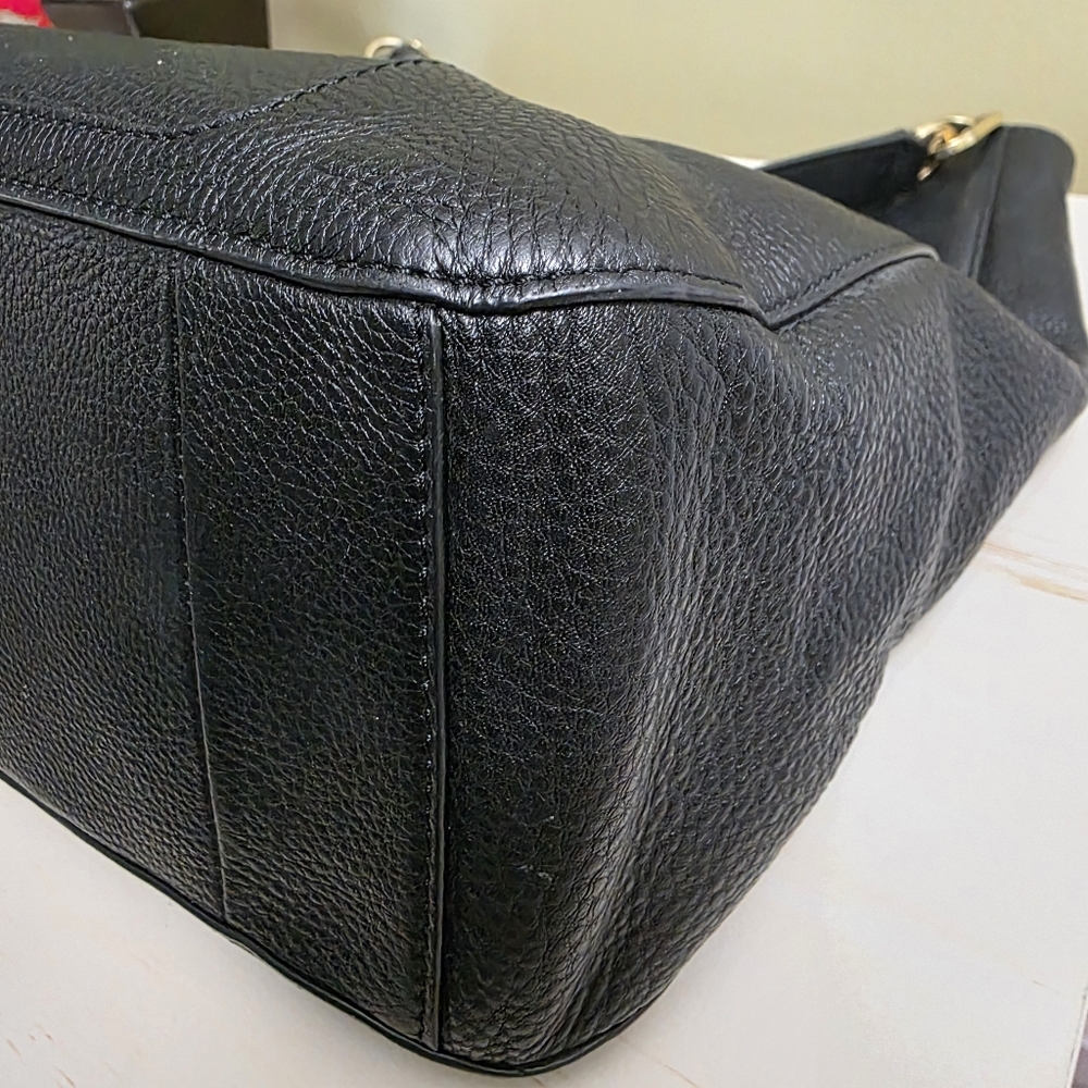 Tory Burch | Britten Black Leather Hobo Bag - Picture 8 of 16